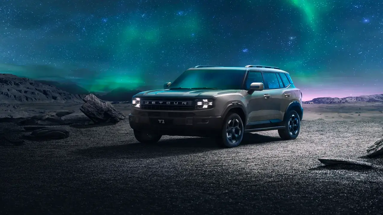 JETOUR T1 PHEV — SUV híbrido enchufable